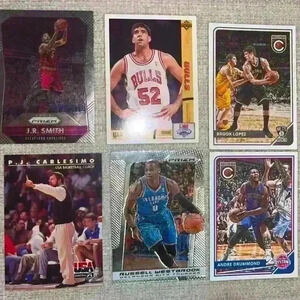 Lot of 50 NBA trading cards